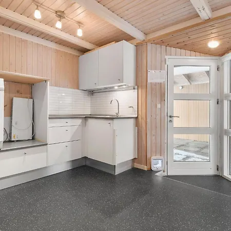 2 Bedroom Lovely In Сasa de vacaciones Ebeltoft