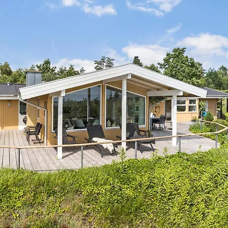 2 Bedroom Lovely In Holiday home *